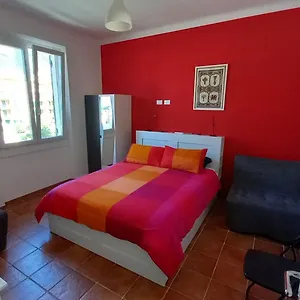 Celtic House , Varraze Italien