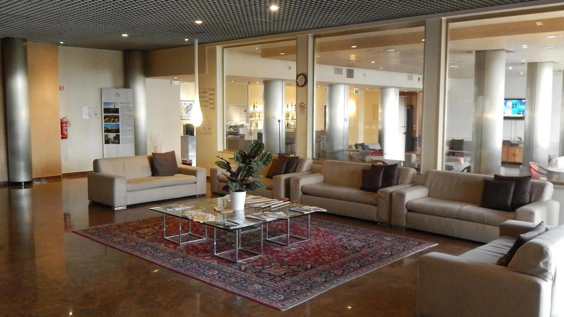 Hotel & Residence Castelli Montecchio Maggiore 4*,